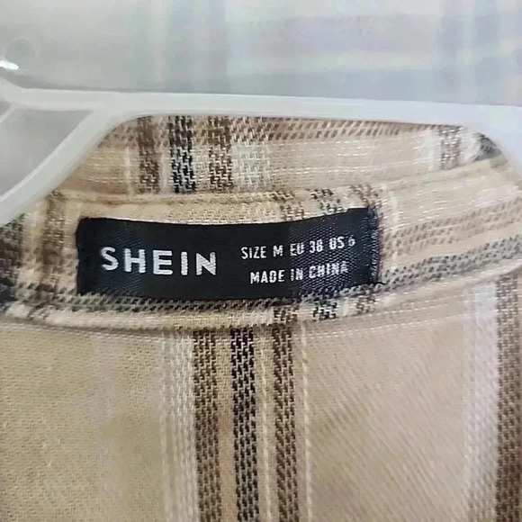 Shein Plaid Button up blouse. Size Medium - Picture 2 of 7